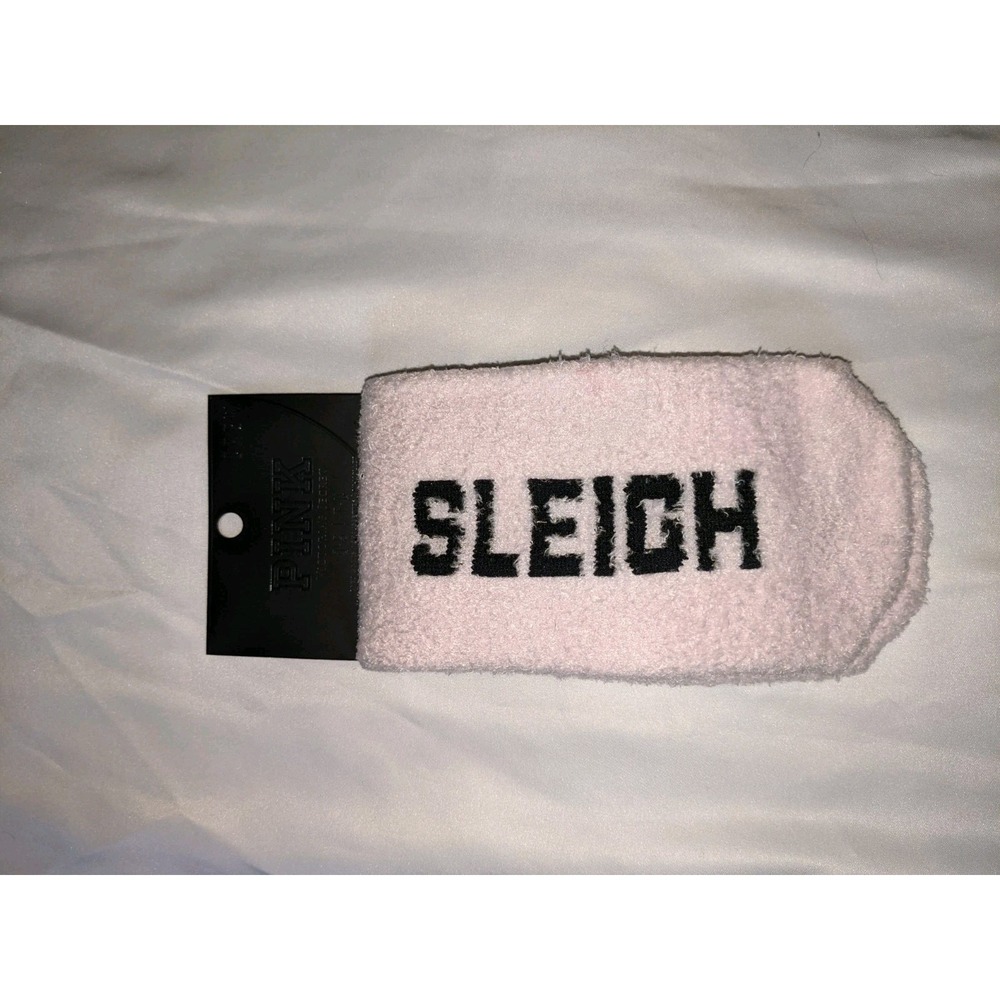 Victoria's Secret Socks Sleigh What Fuzzy Cozy Warm Socks Pink Crew One Size